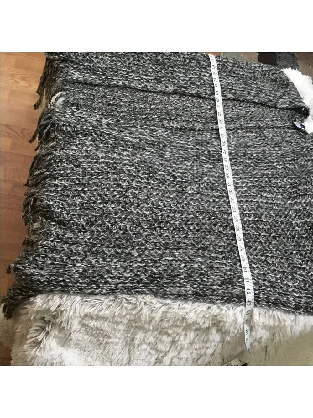 Apt 9 open knit ruana Woman’s OSFM gray black & white with fringe detail
